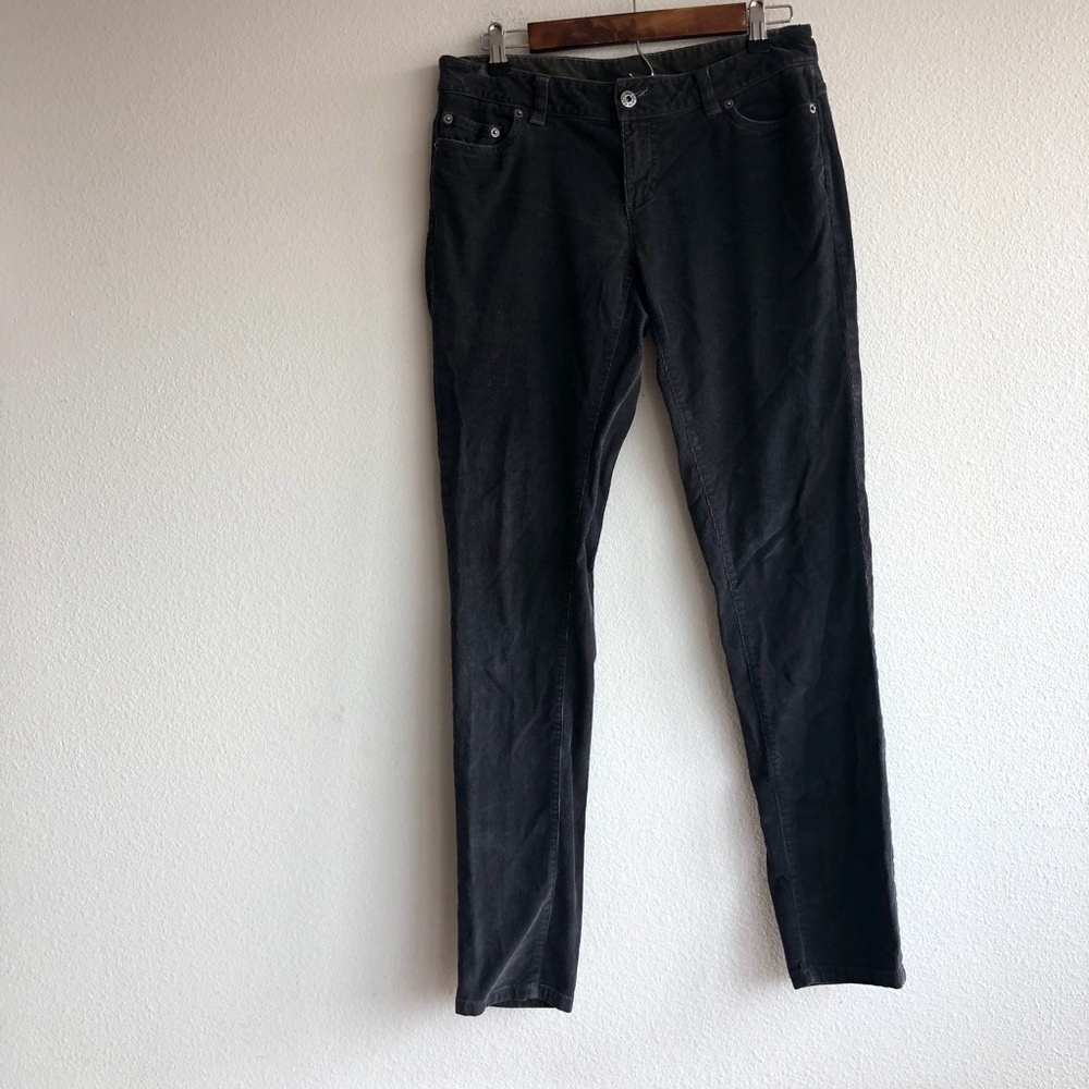 The North Face | Grey corduroy | Straight leg | 6